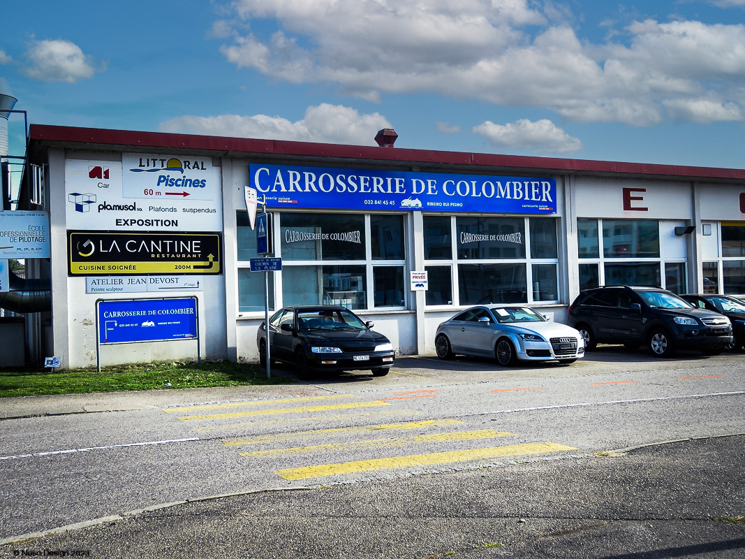 Façade de la Carrosserie de Colombier à Colombier, canton de Neuchâtel